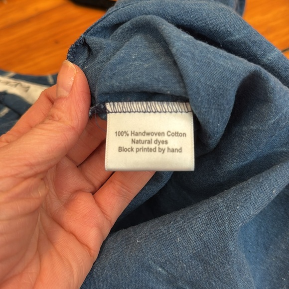 Po-em Hoja Handloom Blouse Tank - Picture 7 of 12